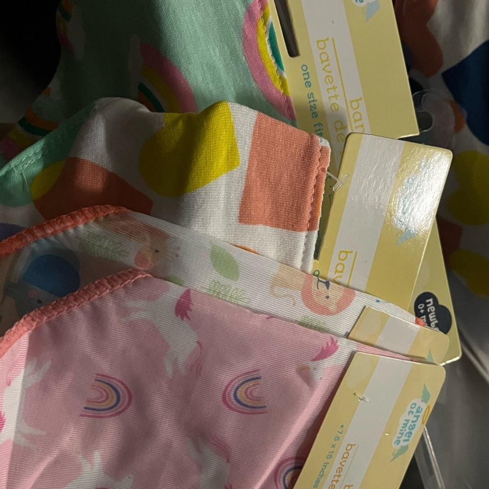 Gerber Multicolor Heart Bib Set - Picture 5 of 8